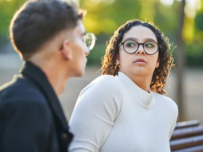20 Questions to Avoid on a First Date (And What to Ask Instead)