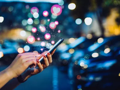 Dating Apps Can Be Stressful, Here’s How to Cope