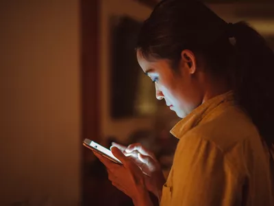 Feeling Led On? You Might Be A Victim of Breadcrumbing