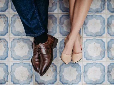 The Dos and Don’ts of Dating a Coworker