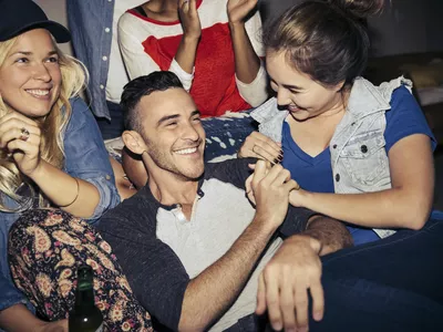 If You Think You’re Dating a Womanizer, Here’s What to Do